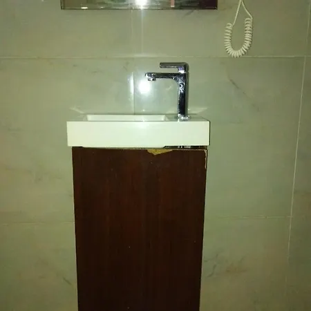 Apartment Lepi *